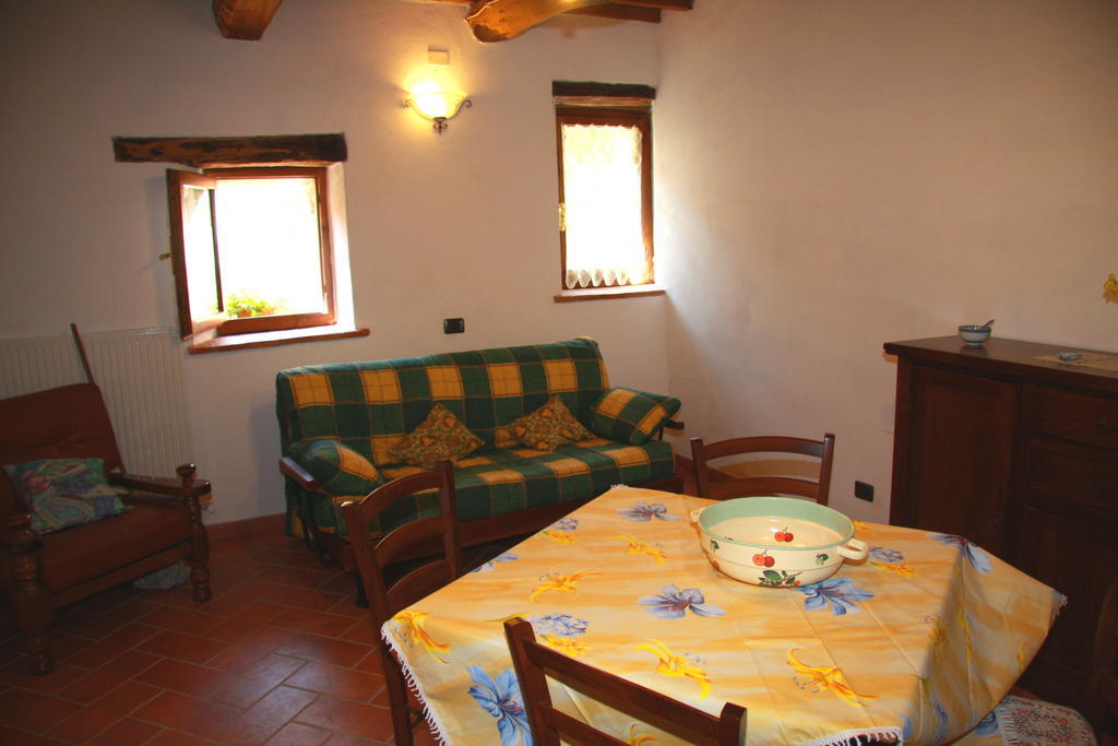Borgo Fango Apartment Montieri Cameră foto